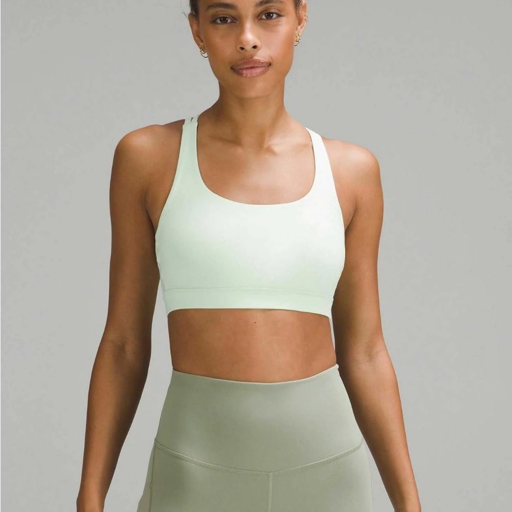 Lululemon Energy Bra - Size 8 - light yellow/green